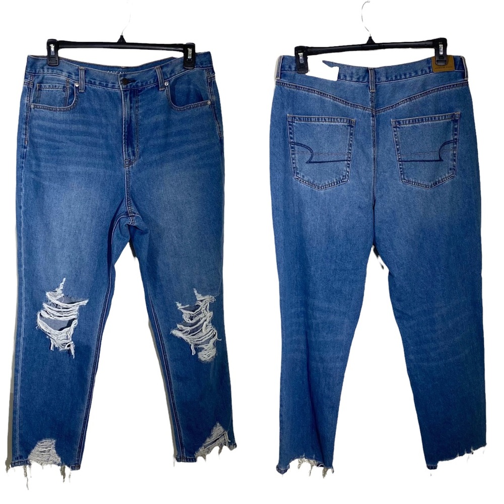 AMERICAN EAGLE Medium Wash Distressed Mom Jeans New